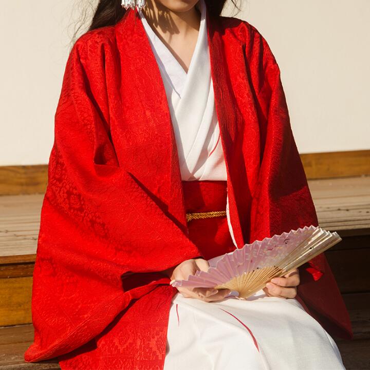 Tradition Japanese Women Kimon - Traditional Winter Japanese Clothing avaliação e preço